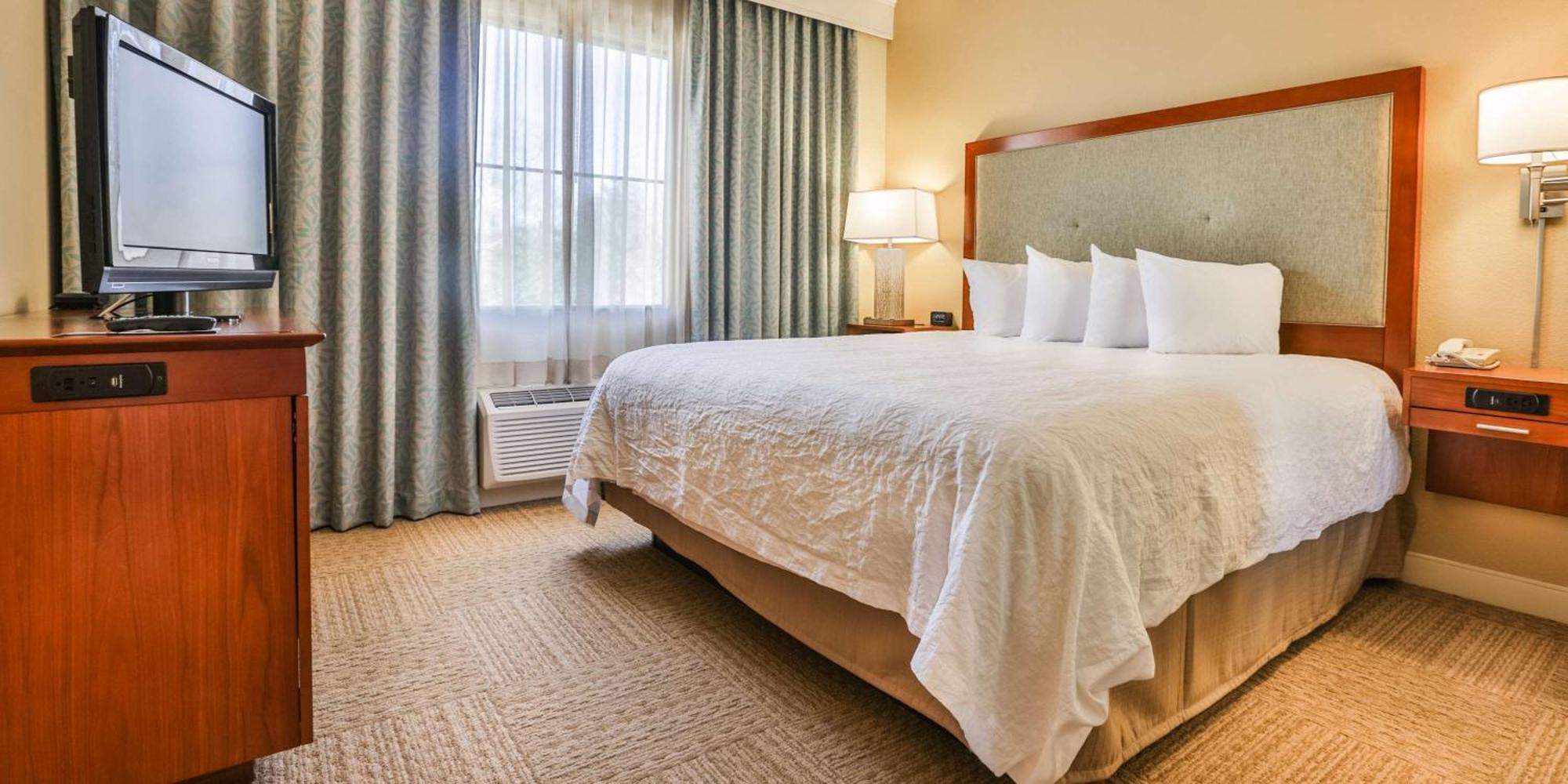 Hampton Inn Charleston-Daniel Island Экстерьер фото