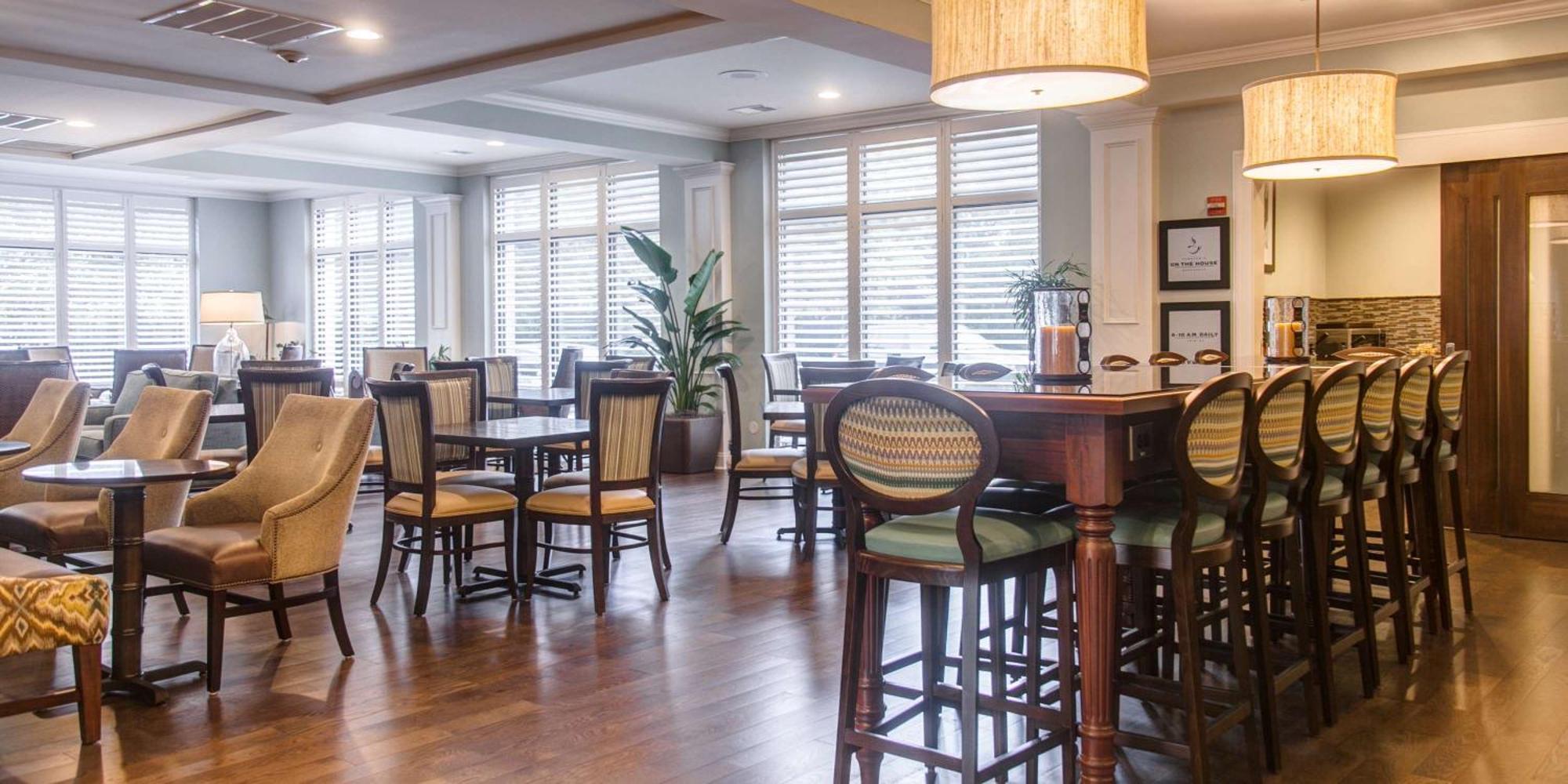 Hampton Inn Charleston-Daniel Island Экстерьер фото