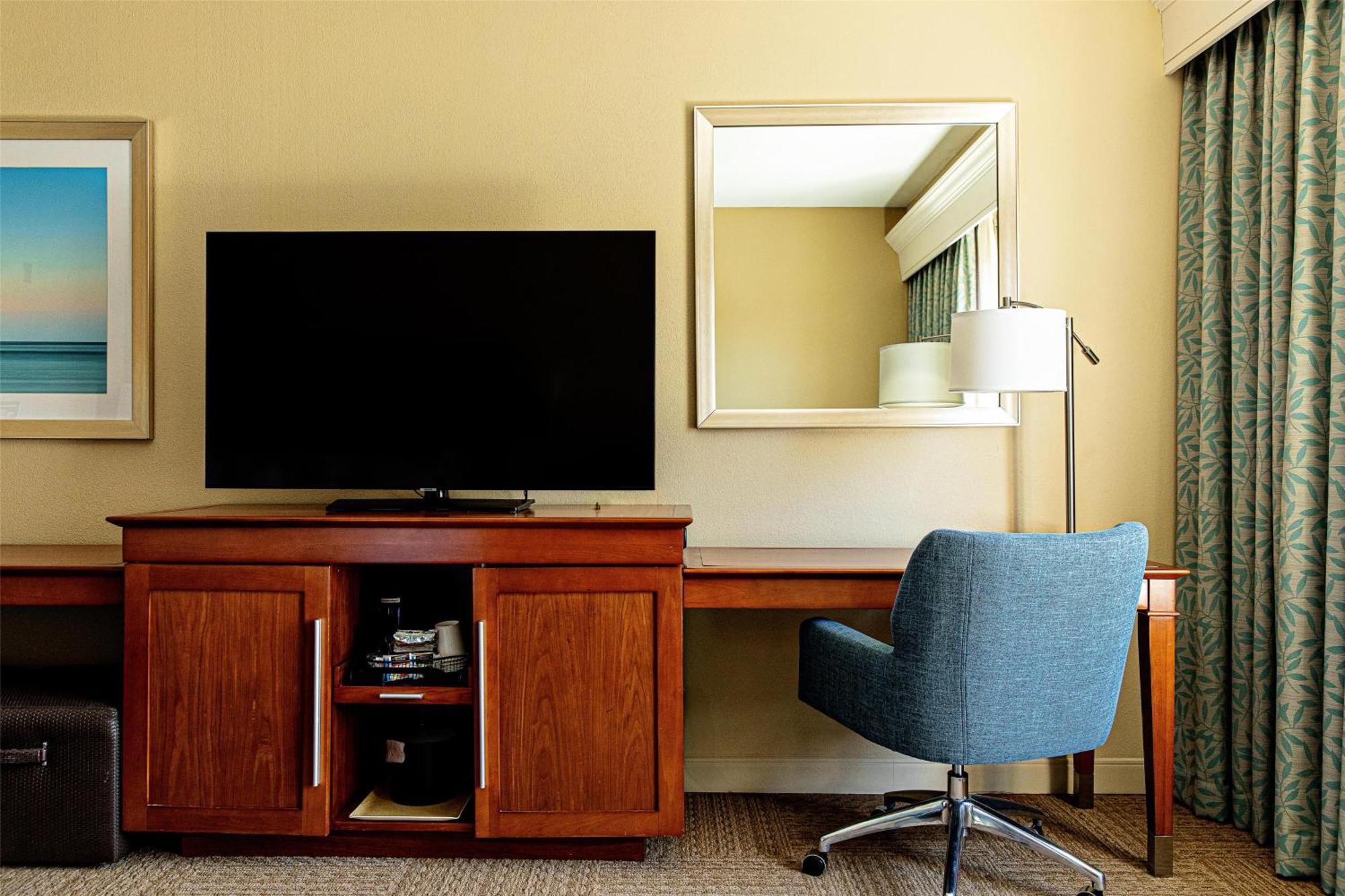 Hampton Inn Charleston-Daniel Island Экстерьер фото